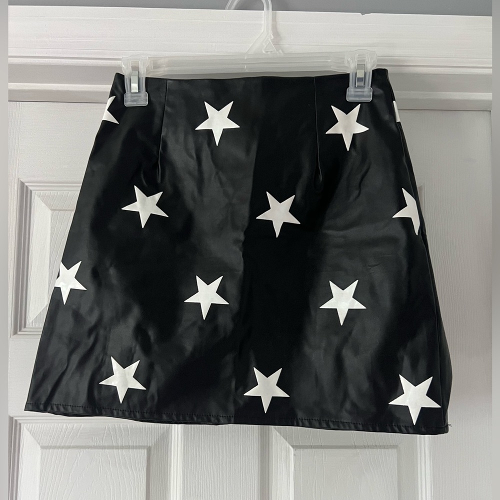 Shein pleather skirt!